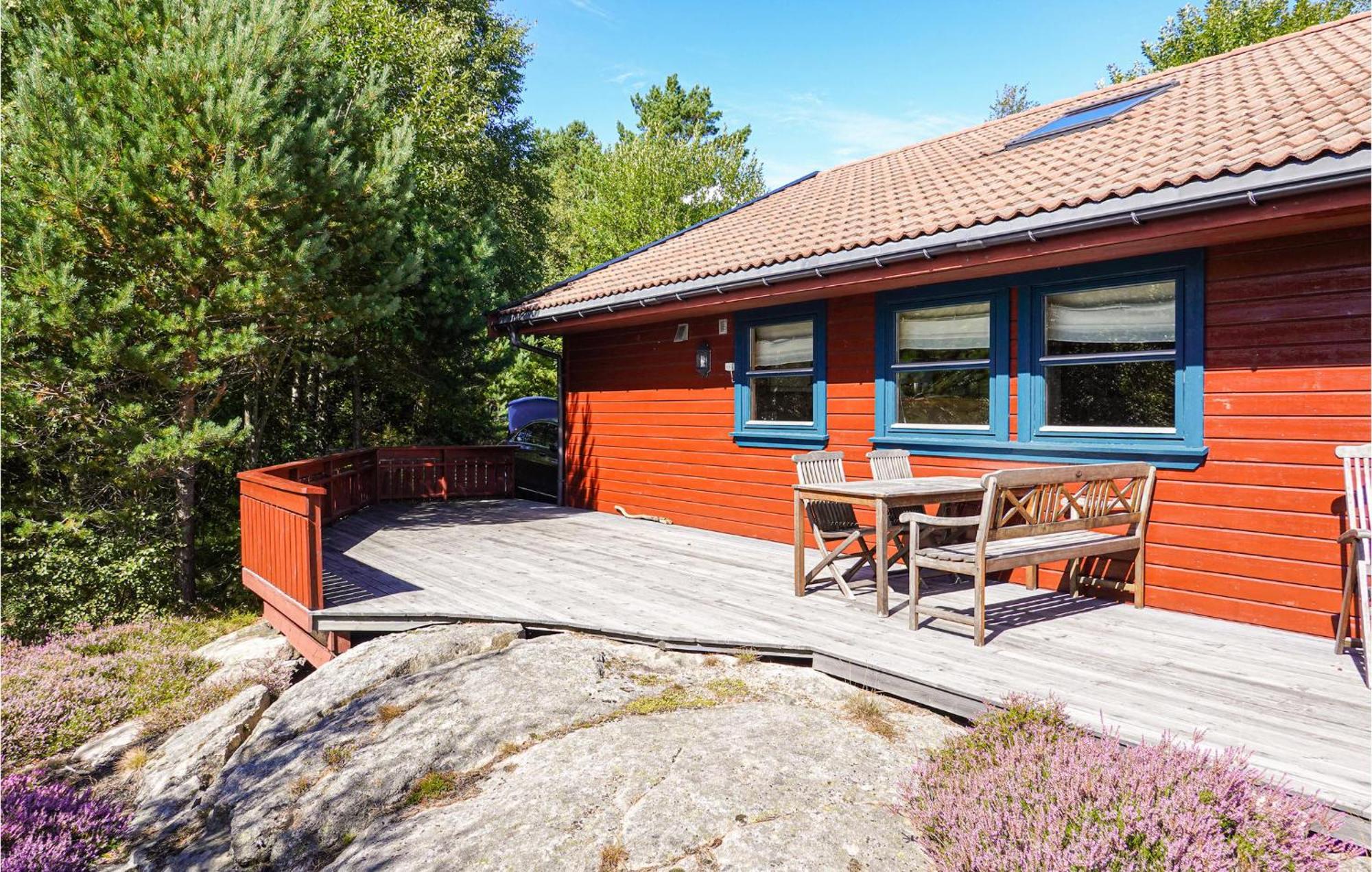 Nice Home In Lindesnes With Sauna Svenevik Екстериор снимка