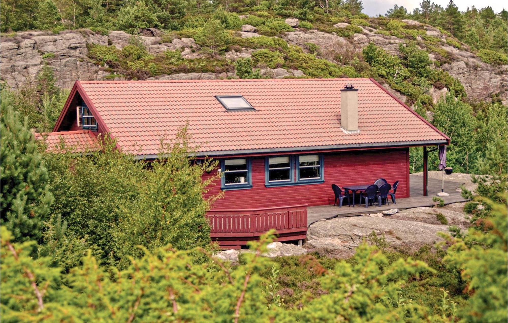 Nice Home In Lindesnes With Sauna Svenevik Екстериор снимка